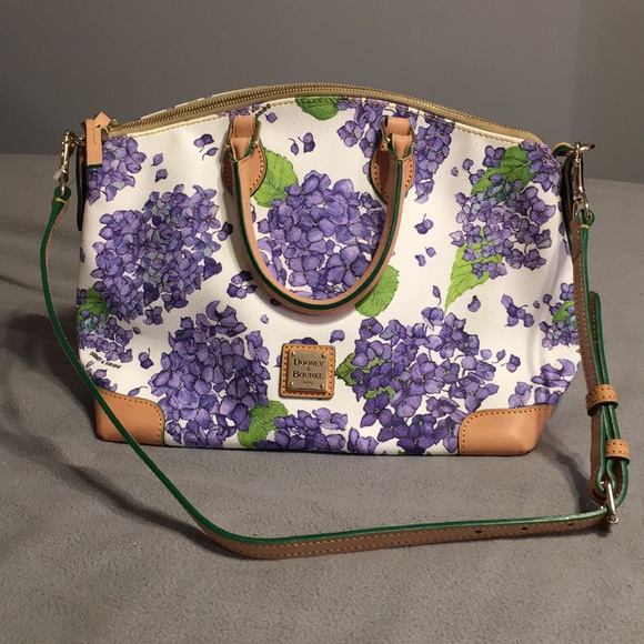 Dooney & Bourke Handbags - NWOT Dooney & Bourke Zip Floral Satchel